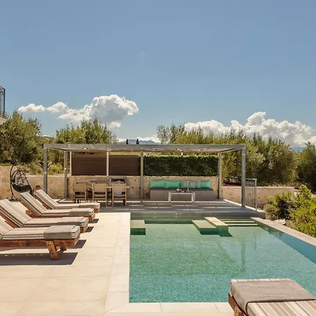 Villa Azamara By Vintage Travel *