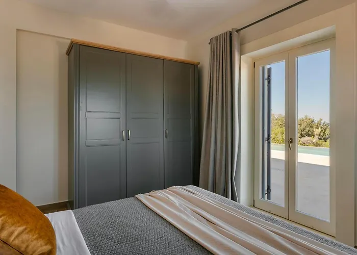 Azamara By Vintage Travel Villa